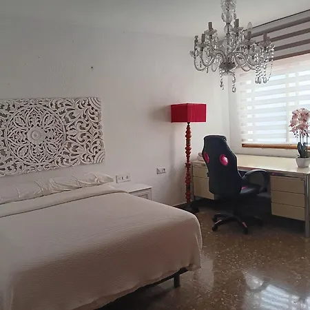 Habitaciones Amplias En El Centro De Grenada Zewnętrze zdjęcie